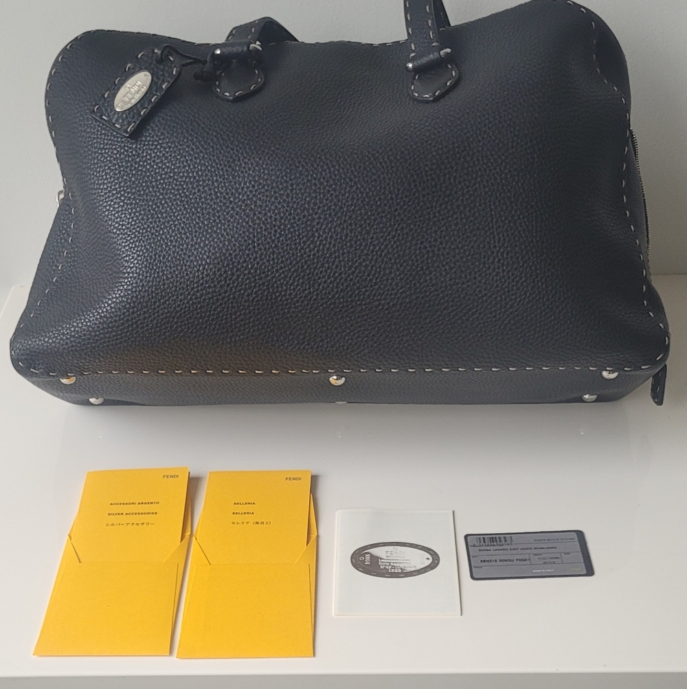 FENDI Selleria Black Leather Tote Bag - Picture 14 of 16